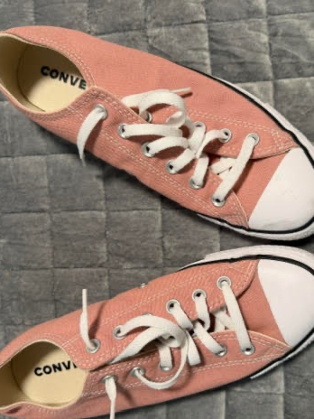 Tennis Shoe